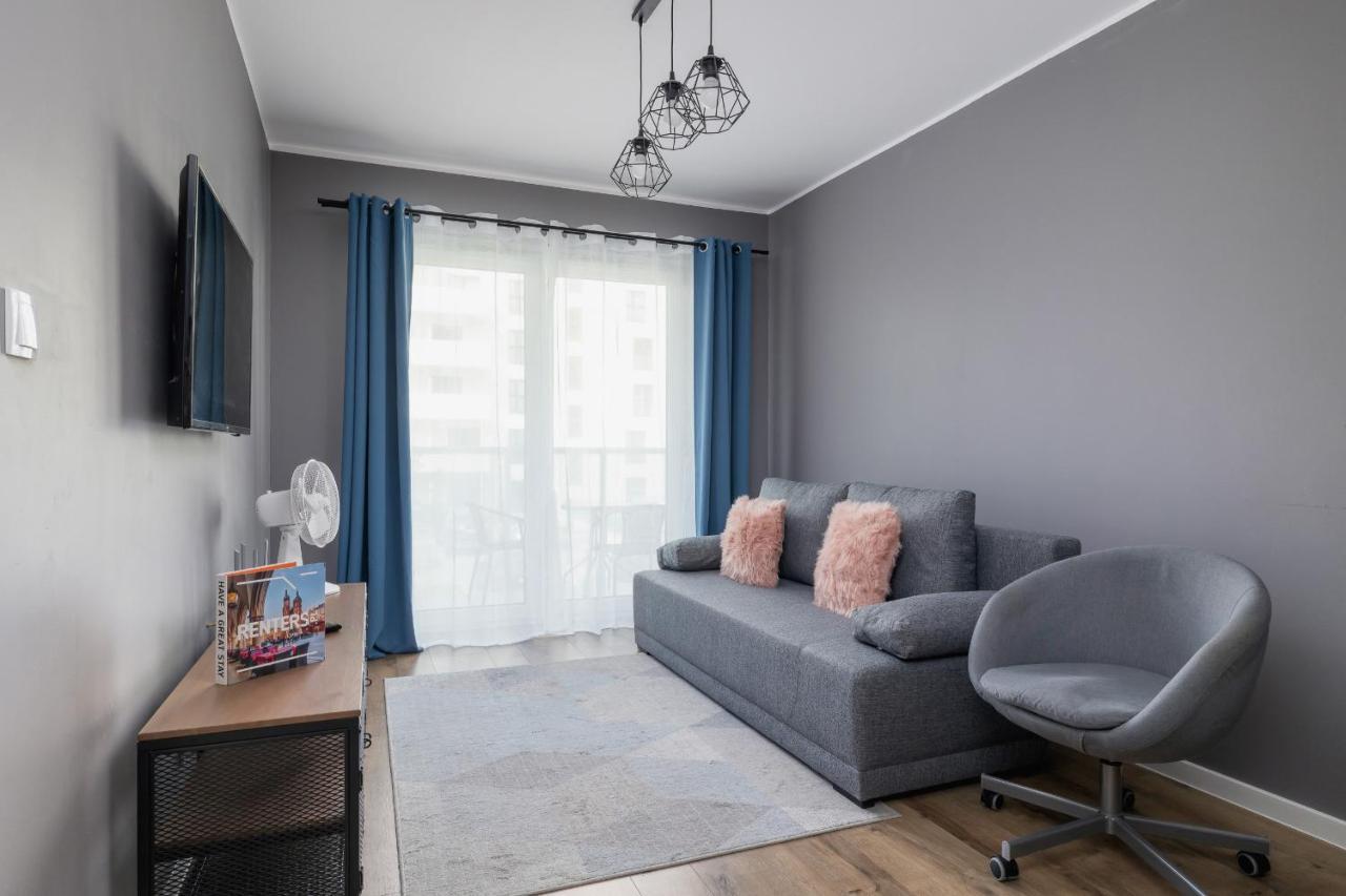 Comfy Apartment Pachonskiego With Parking In Krakow By Noclegi Renters Exteriör bild